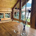Gemuetliche Alpenwohnung Mit Balkon & Bergblick Nahe Neuschwanstein Ideal Fuer Familien & Gruppen Fuer Gemeinsame Momente *